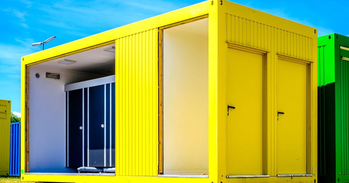 Pop up retail container store custom mod