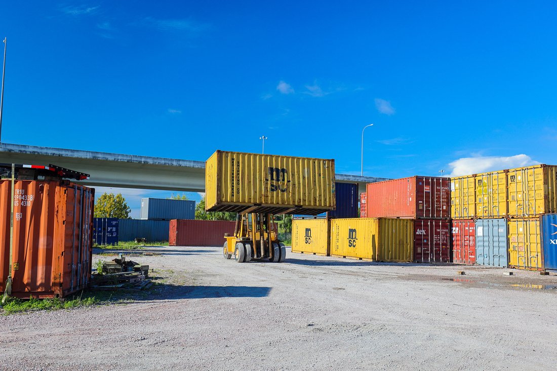 yellow 20-foot on lift on A American lot