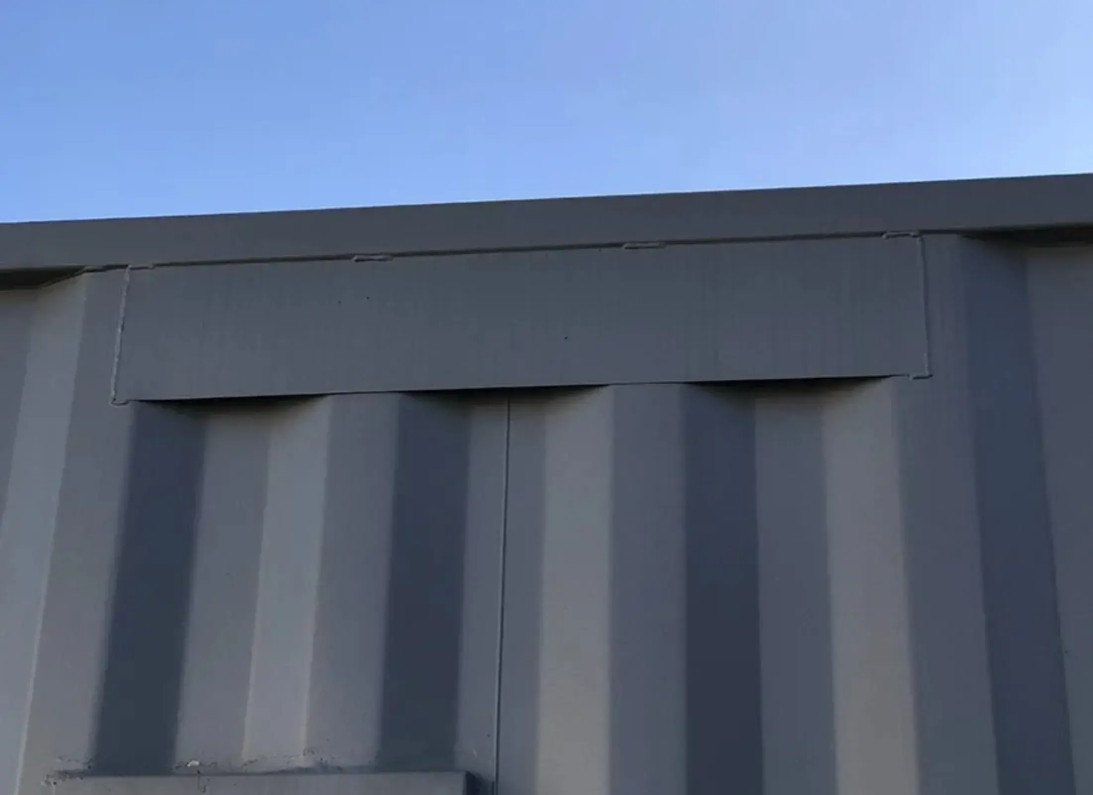A_American_Container_Lateral_Vent