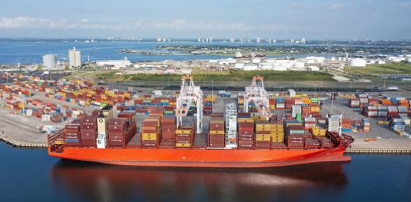 Shipping Container vessel docked in Port Tampa Bay. Photo Credit: porttb.com